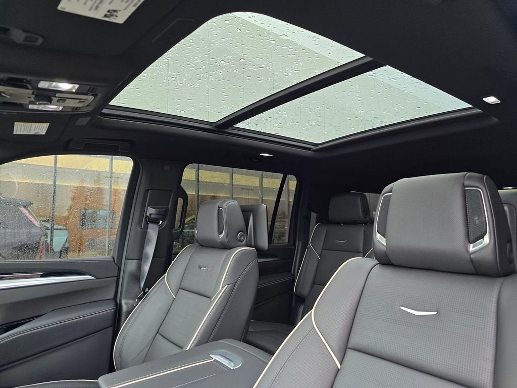 2025 Cadillac Escalade ESV Sport