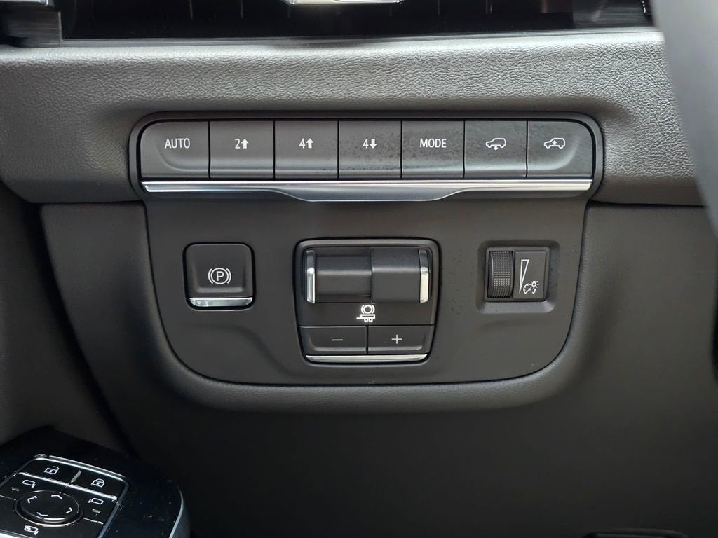 2025 Cadillac Escalade ESV Sport