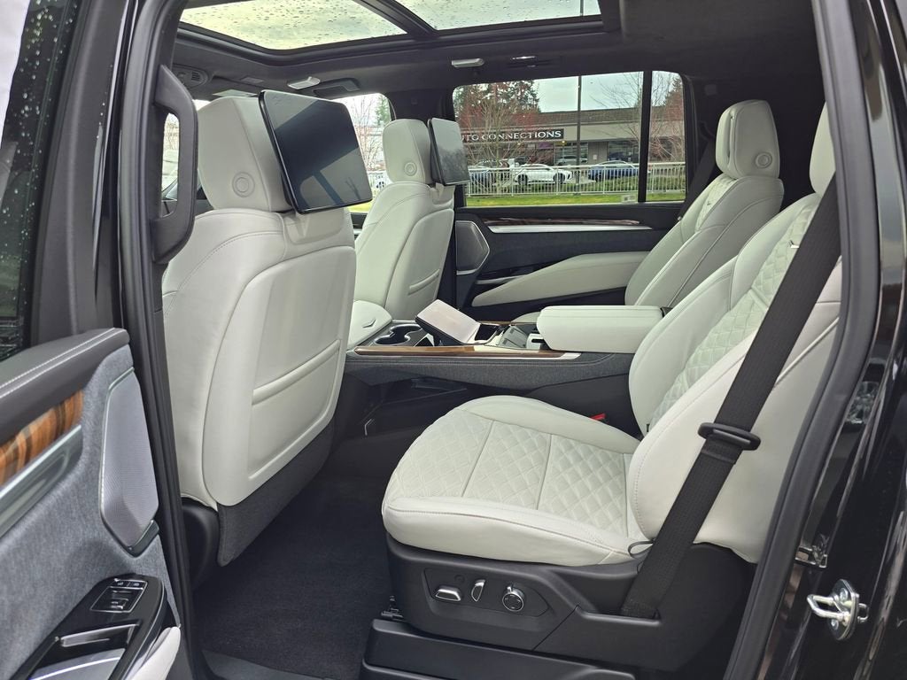 2026 Cadillac Escalade ESV Platinum Sport