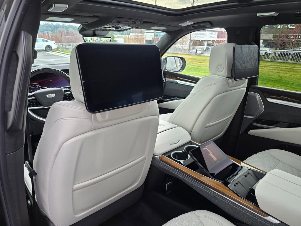 2026 Cadillac Escalade ESV Platinum Sport