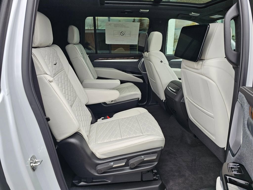 2026 Cadillac Escalade ESV Platinum Sport