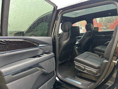 2025 Cadillac ESCALADE IQ Luxury 1