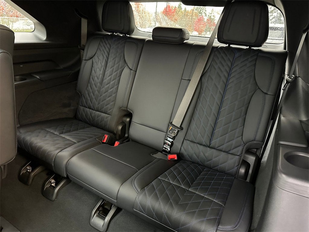 2025 Cadillac ESCALADE IQ Luxury 1