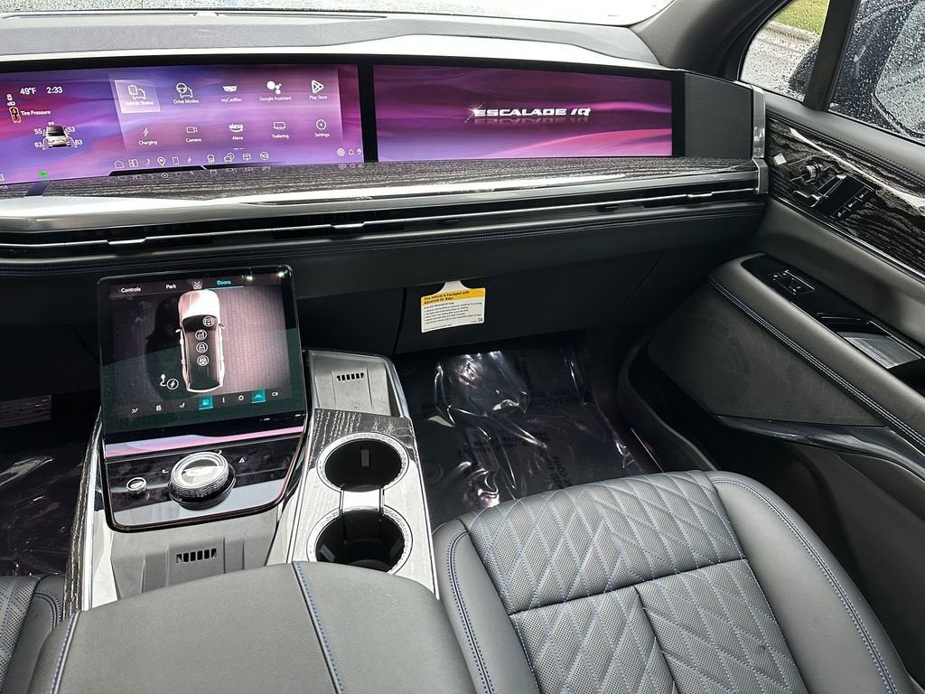 2025 Cadillac ESCALADE IQ Luxury 1