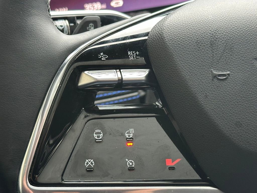 2025 Cadillac ESCALADE IQ Luxury 1