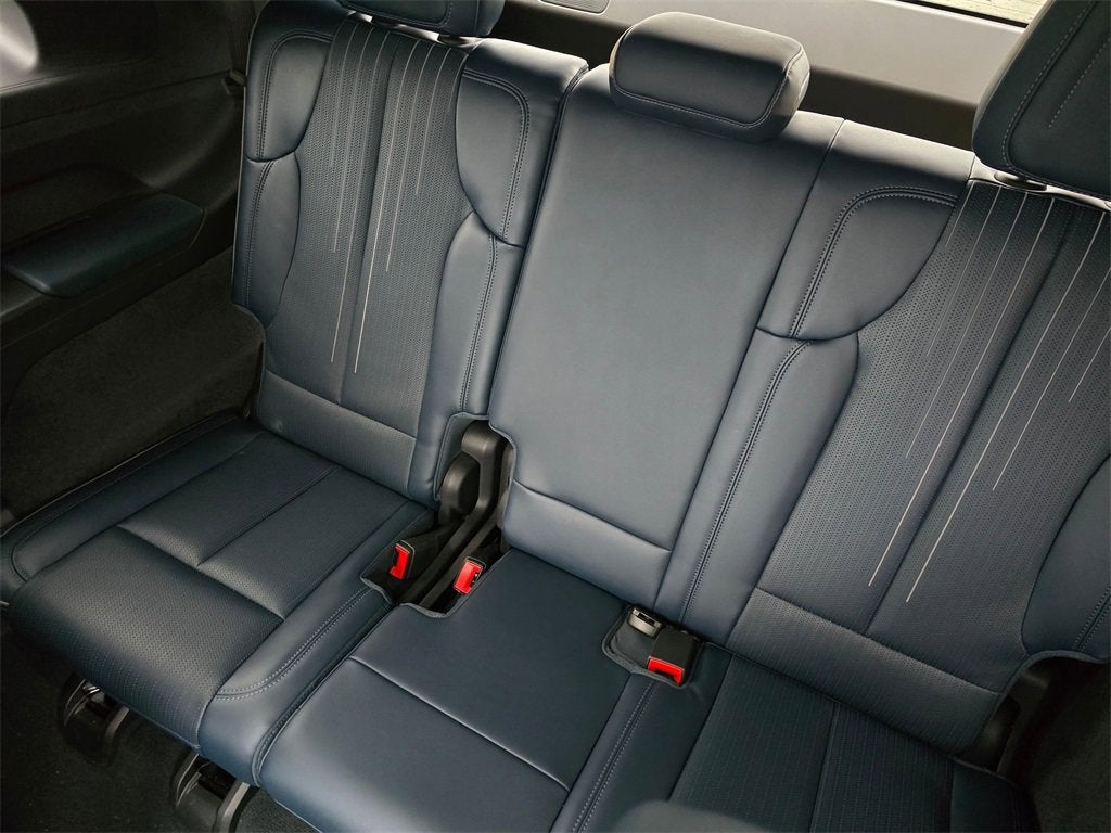 2025 Cadillac ESCALADE IQ Luxury 2