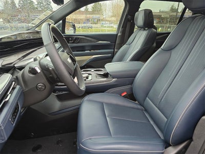 2025 Cadillac ESCALADE IQ Luxury 2