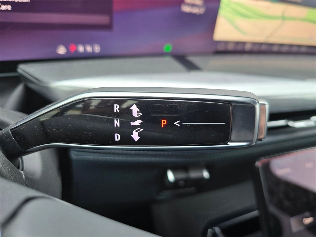 2025 Cadillac ESCALADE IQ Luxury 2