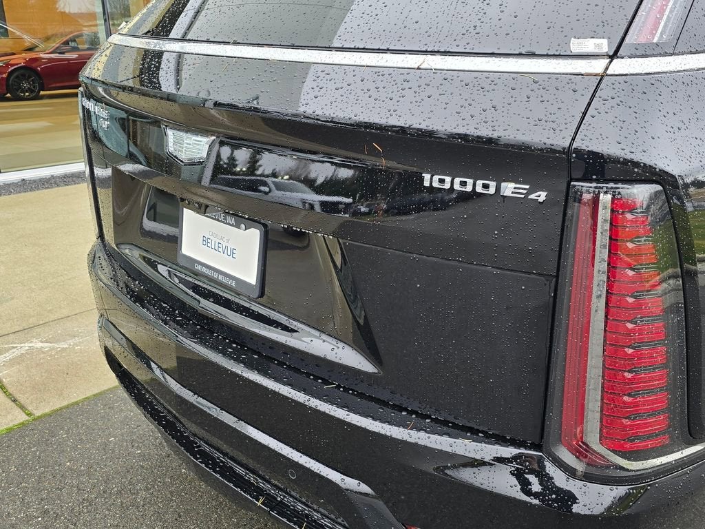 2025 Cadillac ESCALADE IQ Luxury 2