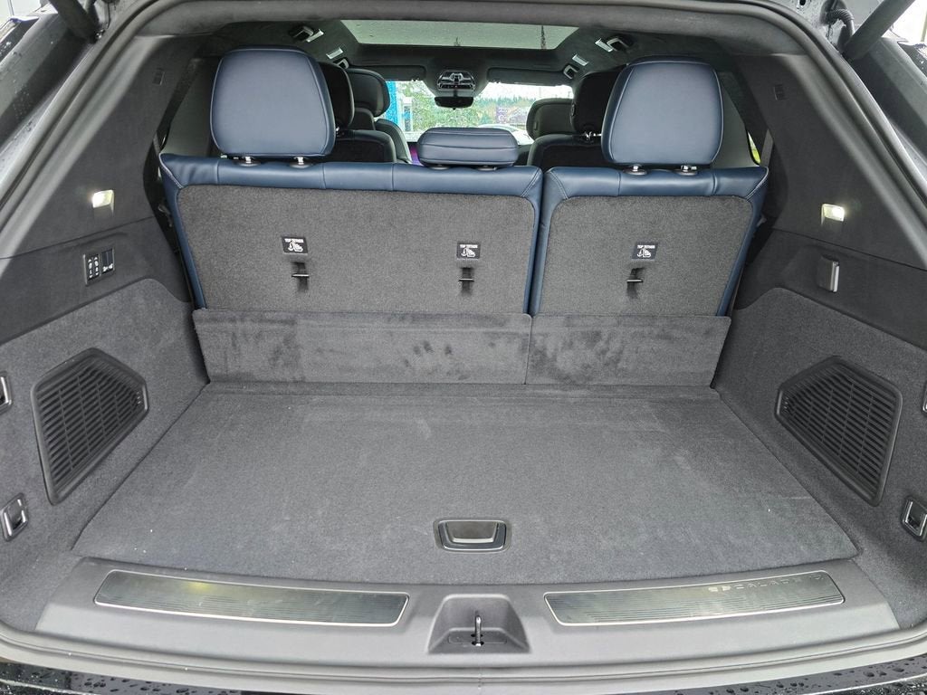 2025 Cadillac ESCALADE IQ Luxury 2