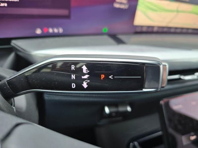 2025 Cadillac ESCALADE IQ Luxury 2