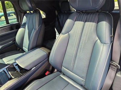 2025 Cadillac ESCALADE IQ Luxury 2