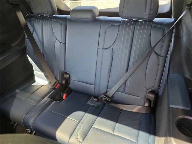 2025 Cadillac ESCALADE IQ Luxury 2