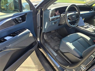 2025 Cadillac ESCALADE IQ Luxury 2