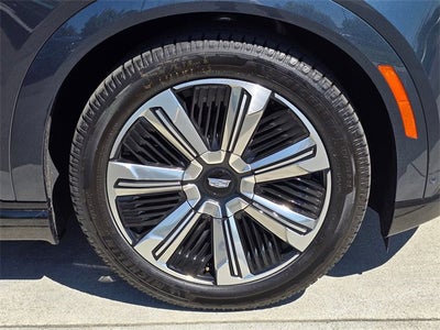 2025 Cadillac ESCALADE IQ Luxury 2