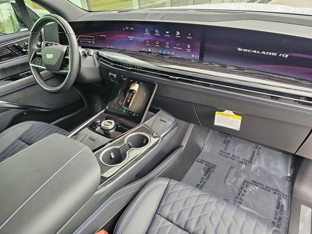 2026 Cadillac ESCALADE IQ Sport