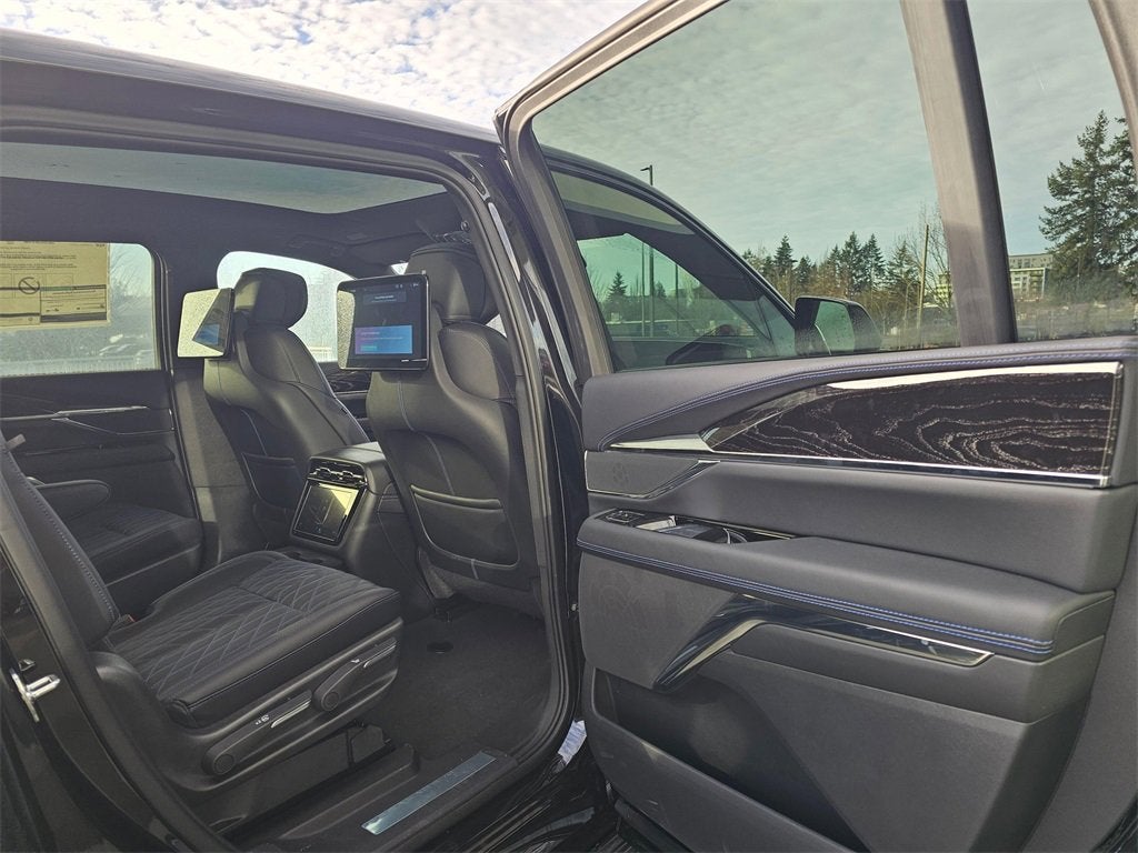 2026 Cadillac ESCALADE IQ Sport