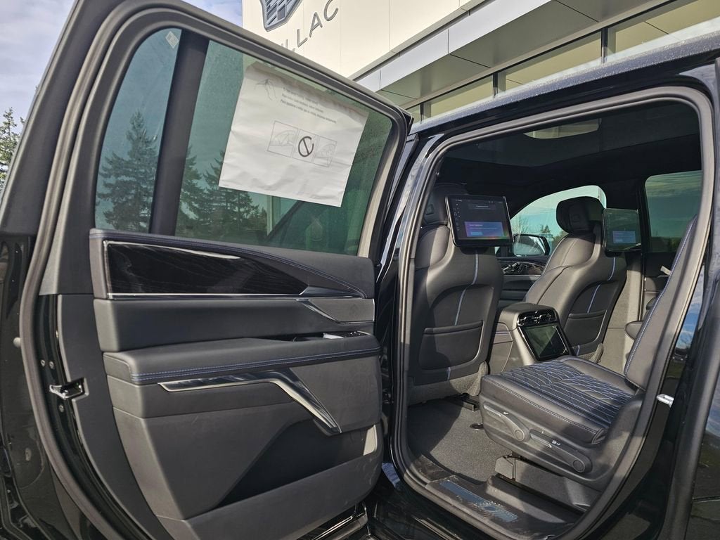 2026 Cadillac ESCALADE IQ Sport