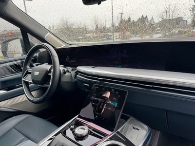 2025 Cadillac ESCALADE IQ Sport 2