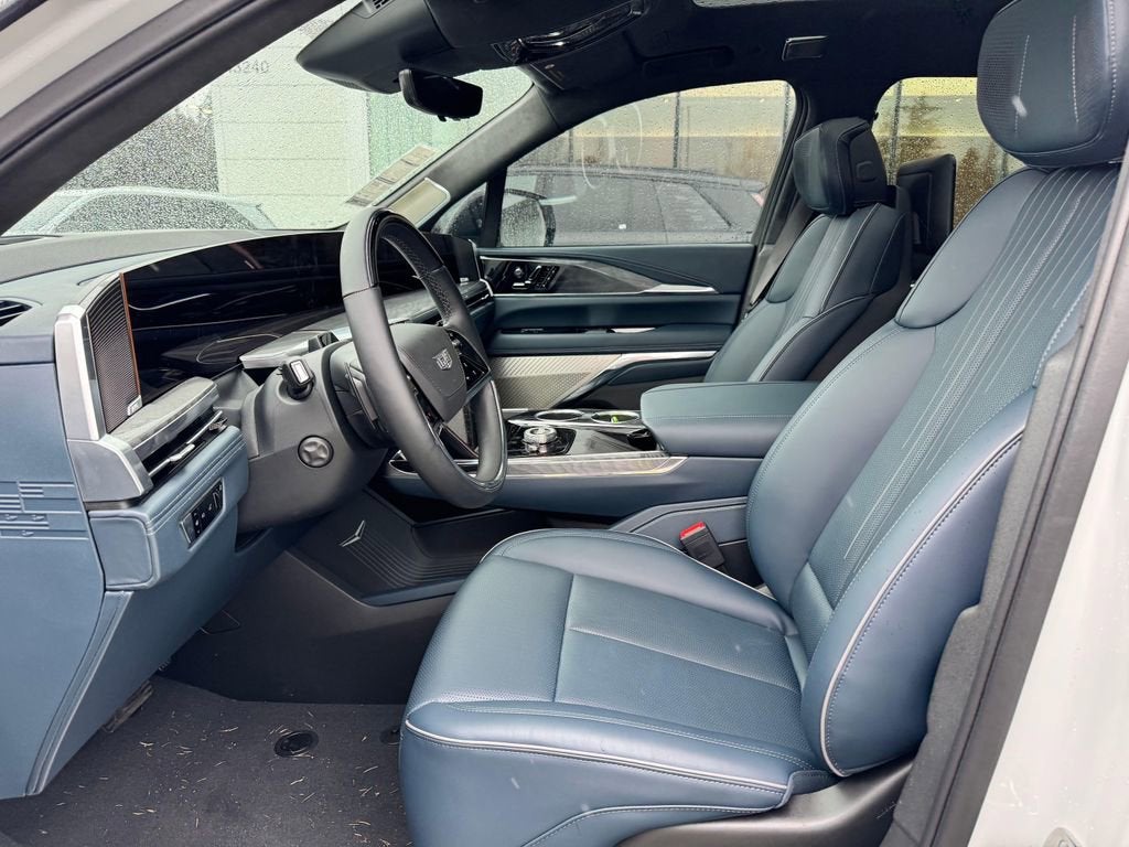 2025 Cadillac ESCALADE IQ Sport 2