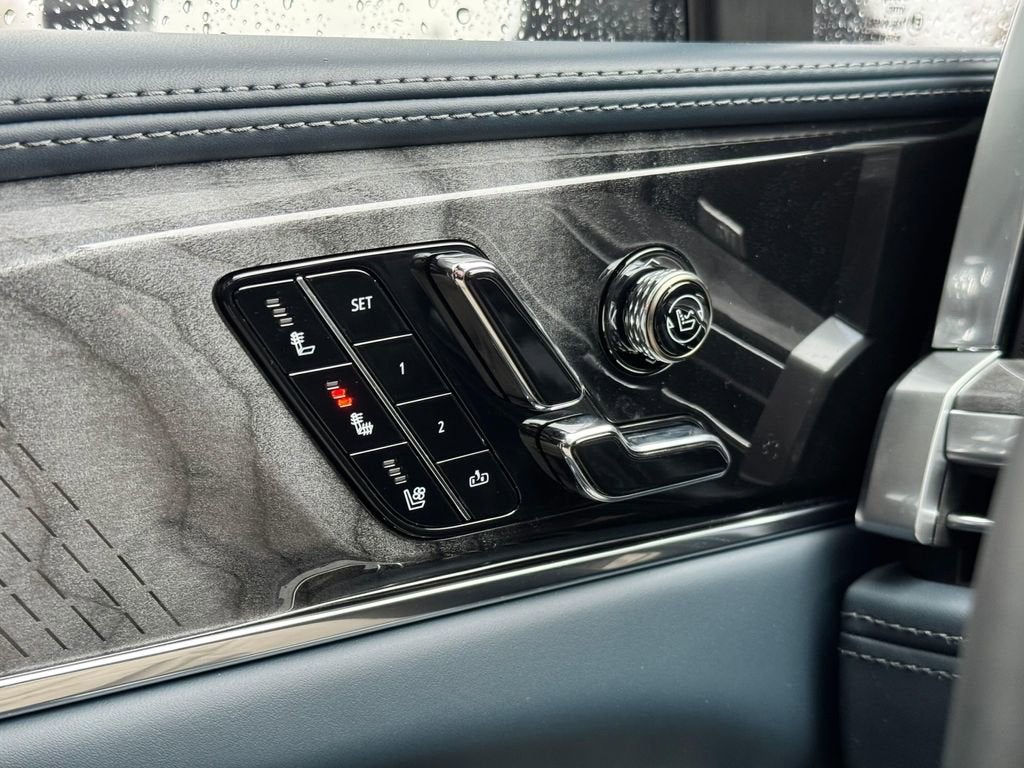 2025 Cadillac ESCALADE IQ Sport 2