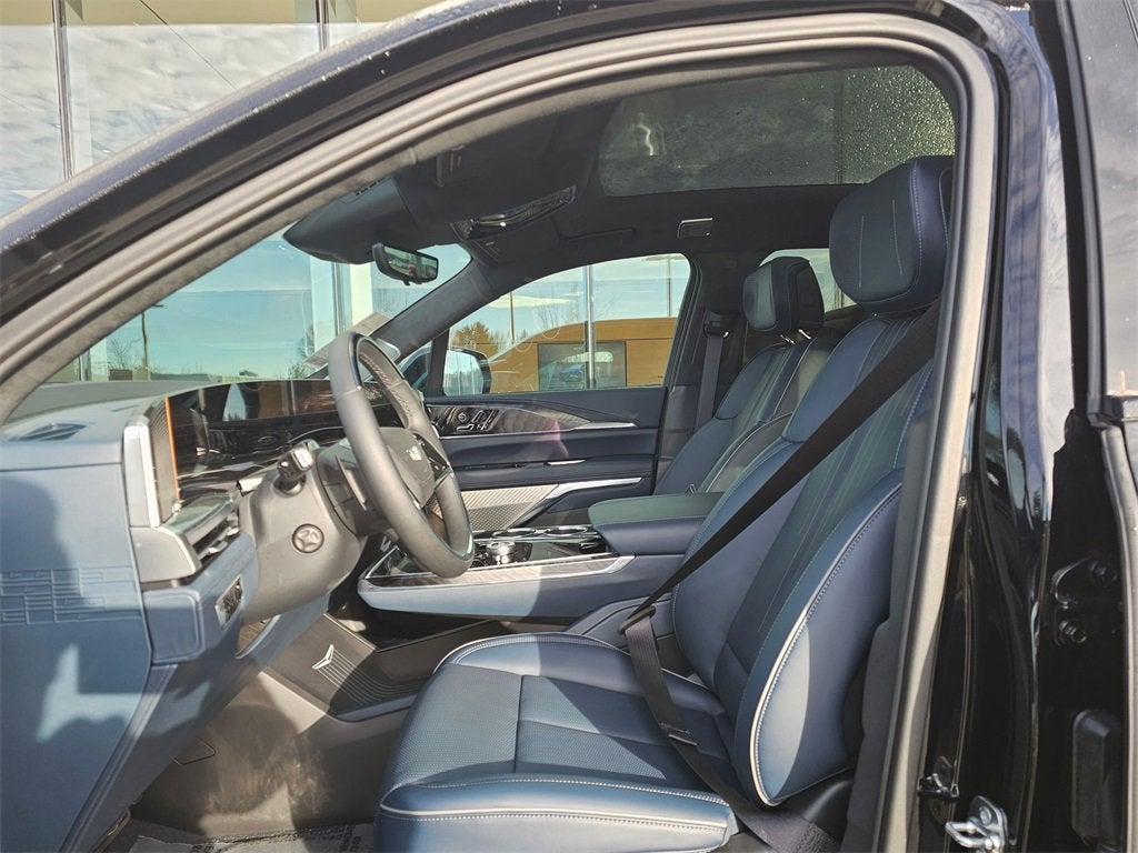 2025 Cadillac ESCALADE IQ Sport 2