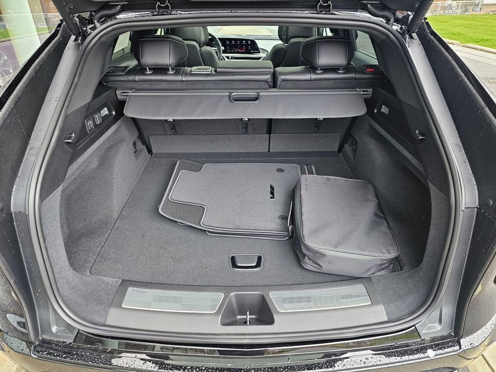 2026 Cadillac LYRIQ V-Series