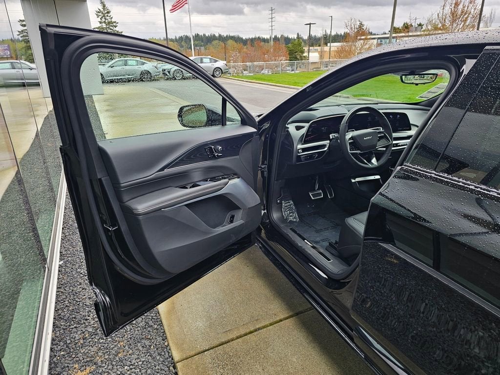 2026 Cadillac LYRIQ V-Series