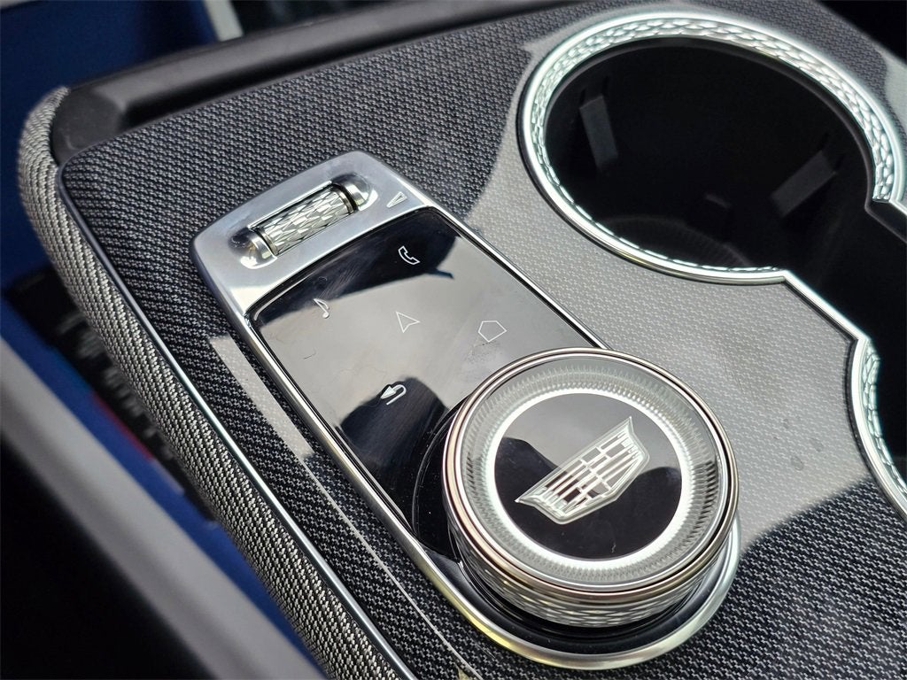 2026 Cadillac OPTIQ Luxury