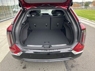 2025 Cadillac OPTIQ Luxury 1