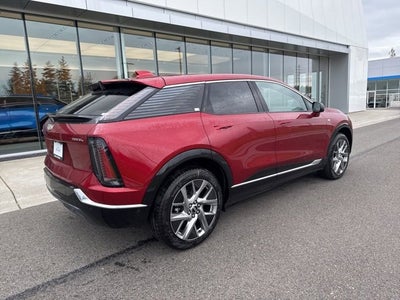 2025 Cadillac OPTIQ Luxury 1