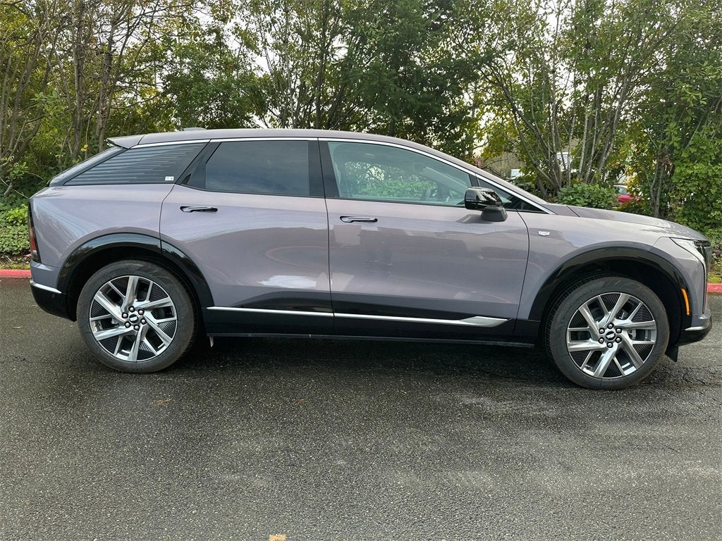 2026 Cadillac OPTIQ Premium Luxury