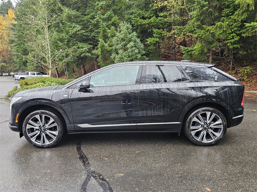 2026 Cadillac OPTIQ Premium Luxury