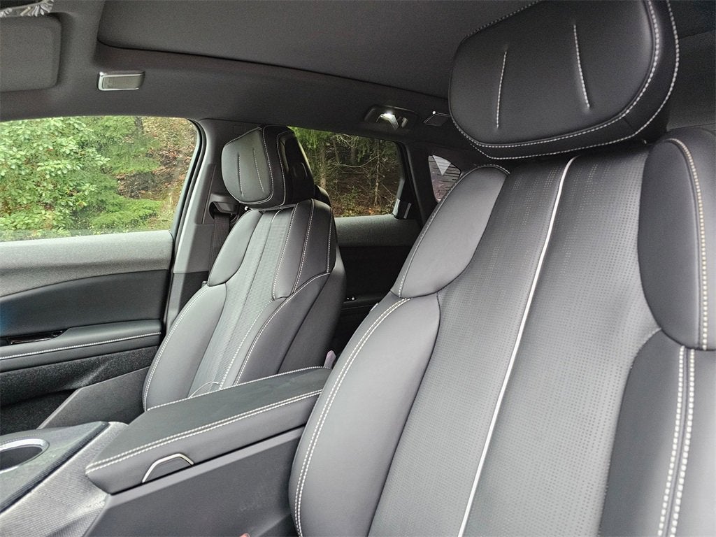 2026 Cadillac OPTIQ Premium Luxury