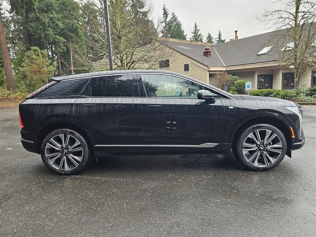 2026 Cadillac OPTIQ Premium Luxury