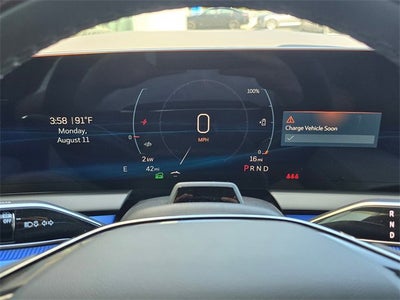 2025 Cadillac OPTIQ Luxury 2