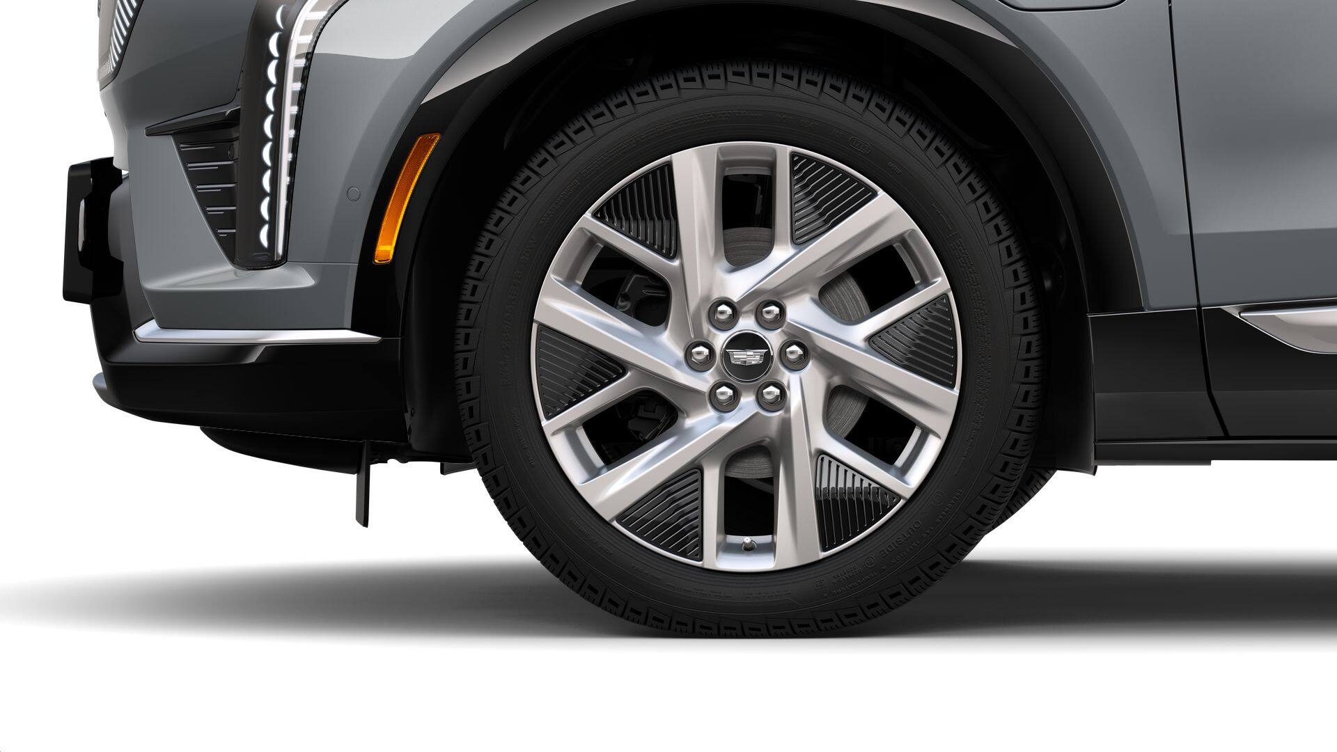 2025 Cadillac OPTIQ Luxury 2