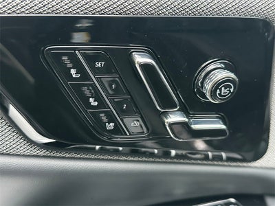 2025 Cadillac OPTIQ Luxury 2