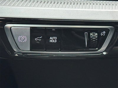 2025 Cadillac OPTIQ Luxury 2