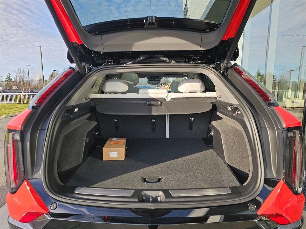 2026 Cadillac OPTIQ Premium Sport