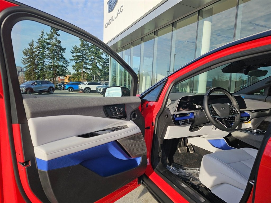 2026 Cadillac OPTIQ Premium Sport