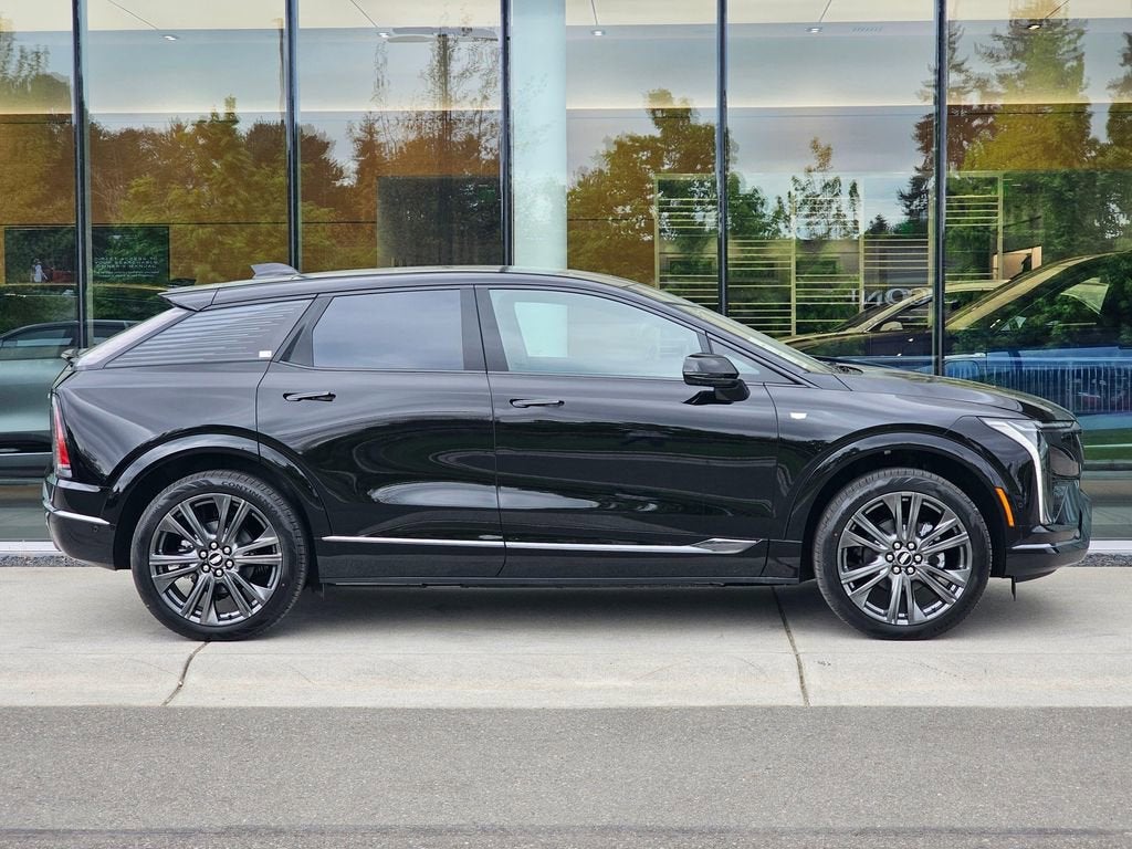 2026 Cadillac OPTIQ Premium Sport