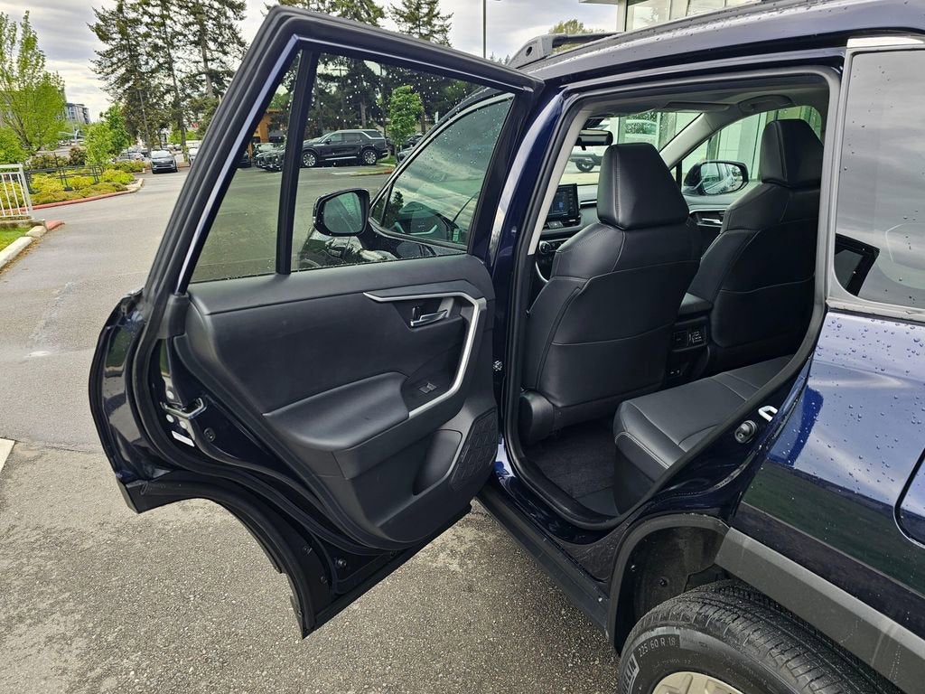 2021 Toyota RAV4 Hybrid LE