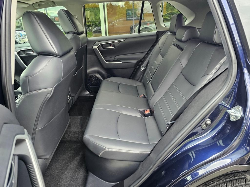 2021 Toyota RAV4 Hybrid LE