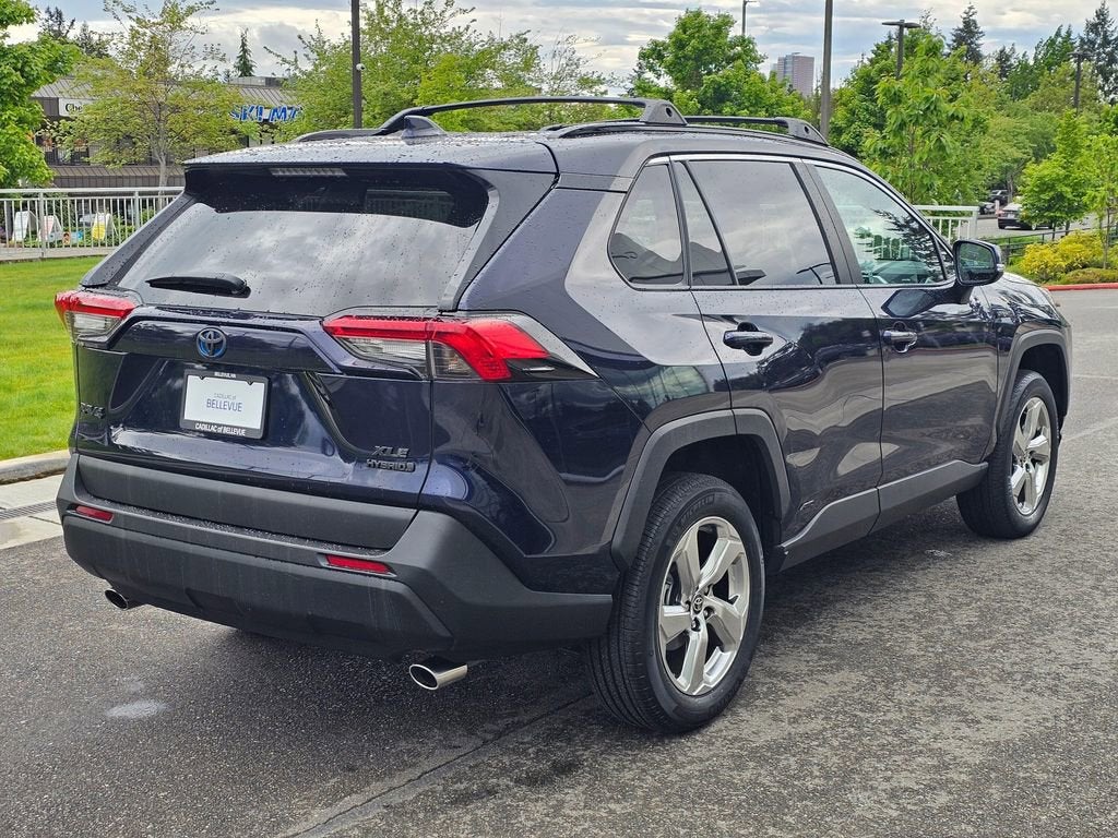 2021 Toyota RAV4 Hybrid LE