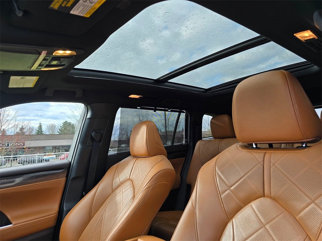 2020 Toyota Highlander Hybrid Platinum