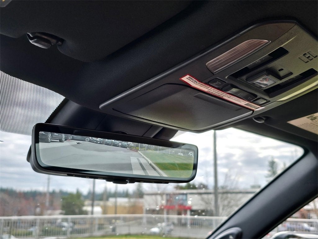 2020 Toyota Highlander Hybrid Platinum