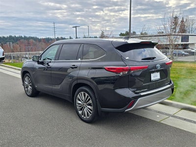 2020 Toyota Highlander Hybrid Platinum