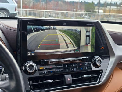 2020 Toyota Highlander Hybrid Platinum