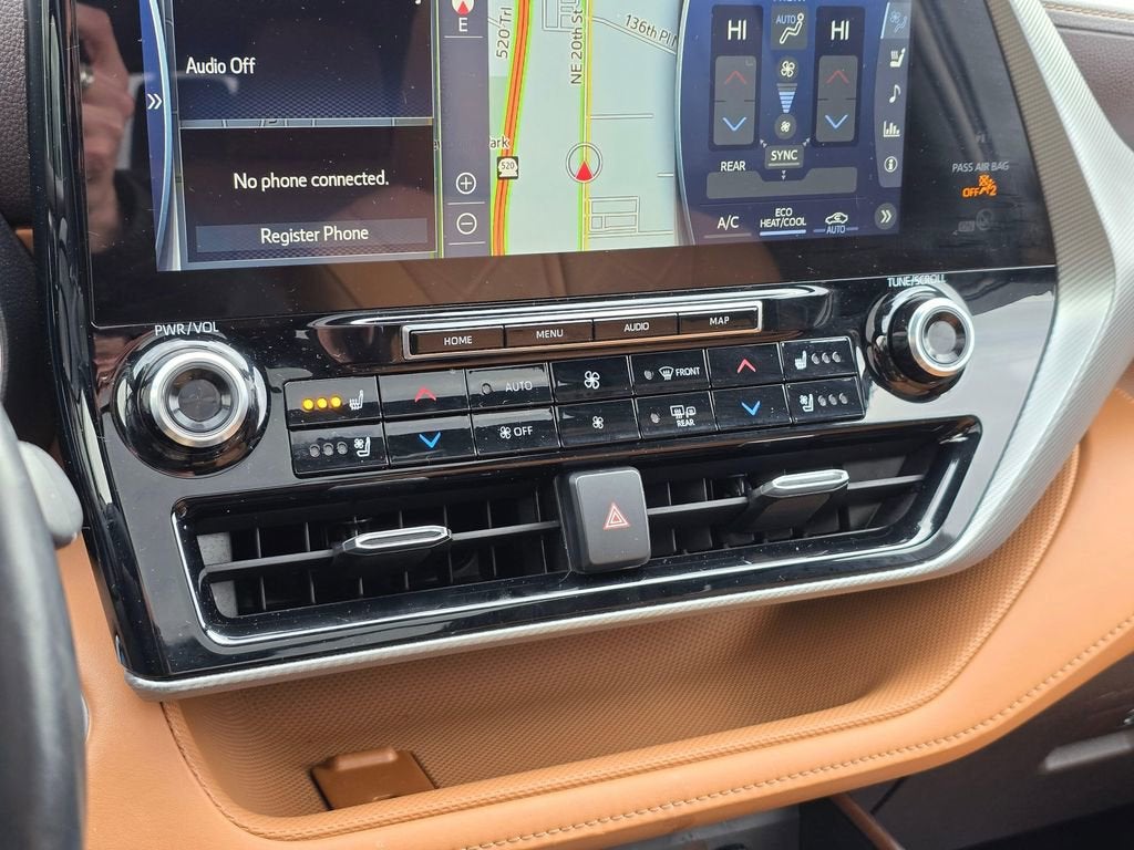 2020 Toyota Highlander Hybrid Platinum